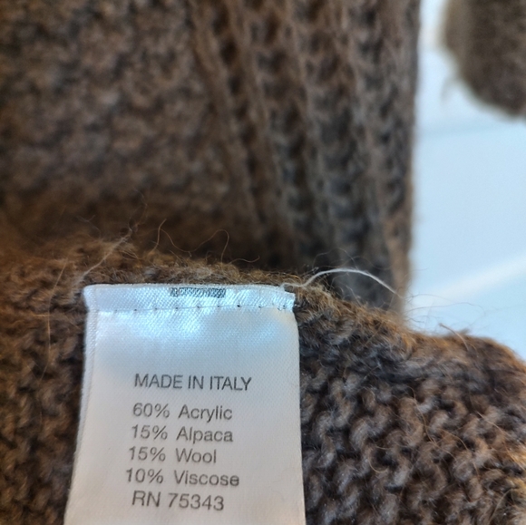 Long sweater - Picture 3 of 3